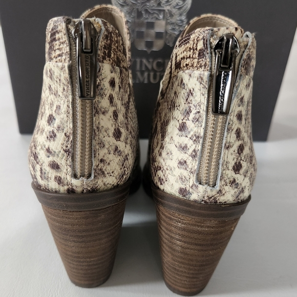 VINCE CAMUTO GRADINA Reptille skin Ankle Boots - Picture 8 of 15